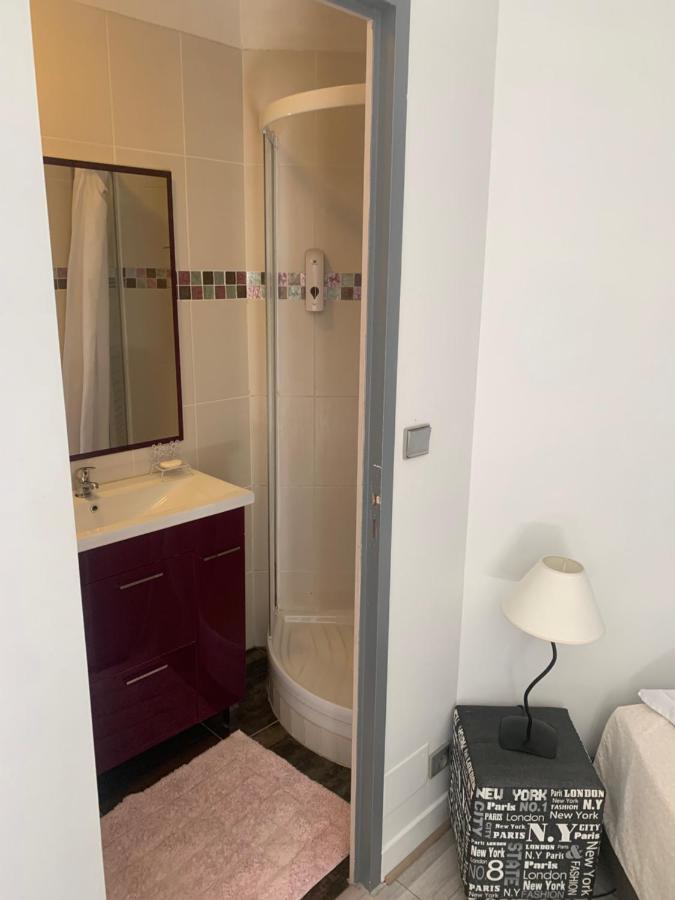 Chambre D'Hotes Le Prieure Gommerville Bagian luar foto